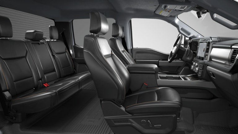 2026 Ford Super Duty F-350 SRW LARIAT