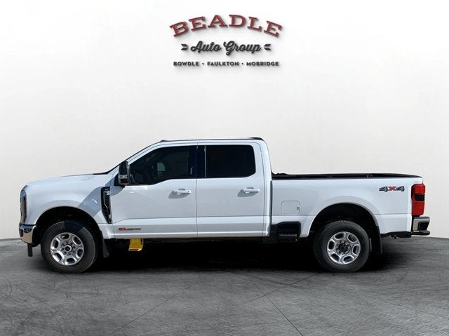2026 Ford Super Duty F-350 SRW XLT