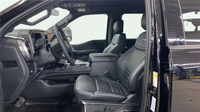 2026 Ford Super Duty F-350 SRW Platinum