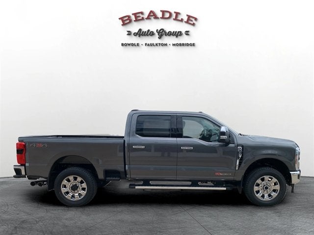 2026 Ford Super Duty F-350 SRW F-350® Lariat®