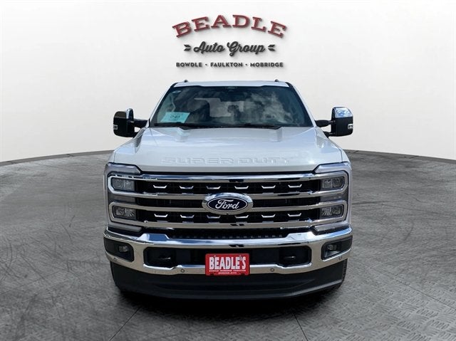 2027 Ford Super Duty F-350 SRW LARIAT