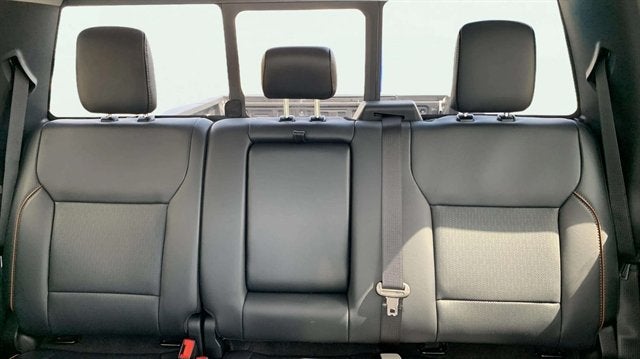 2027 Ford Super Duty F-350 SRW LARIAT