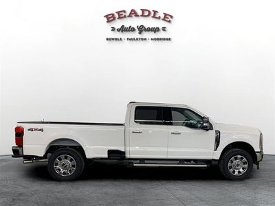 2026 Ford Super Duty F-350 SRW LARIAT