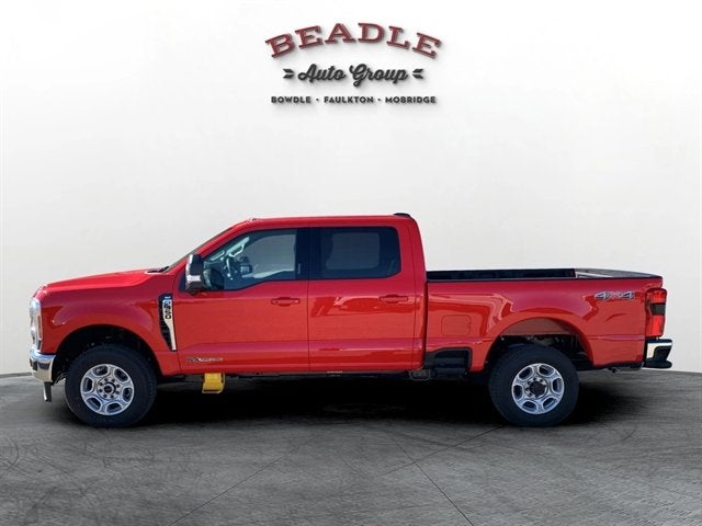 2026 Ford Super Duty F-350 SRW XLT