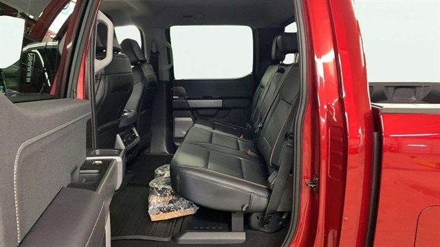 2026 Ford Super Duty F-350 SRW F-350® Lariat®