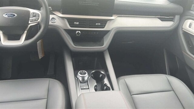 2027 Ford Explorer 4-Door 4DR 4WD ACTIVE