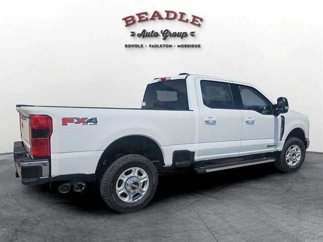 2026 Ford Super Duty F-350® XLT