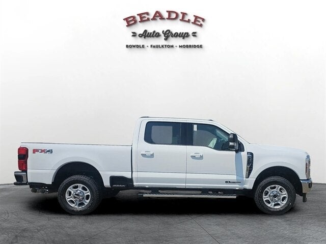 2026 Ford Super Duty F-350® XLT