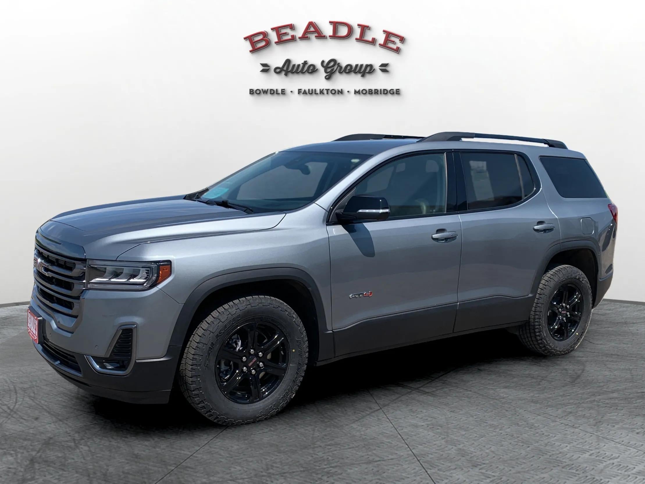 2023 GMC Acadia AT4