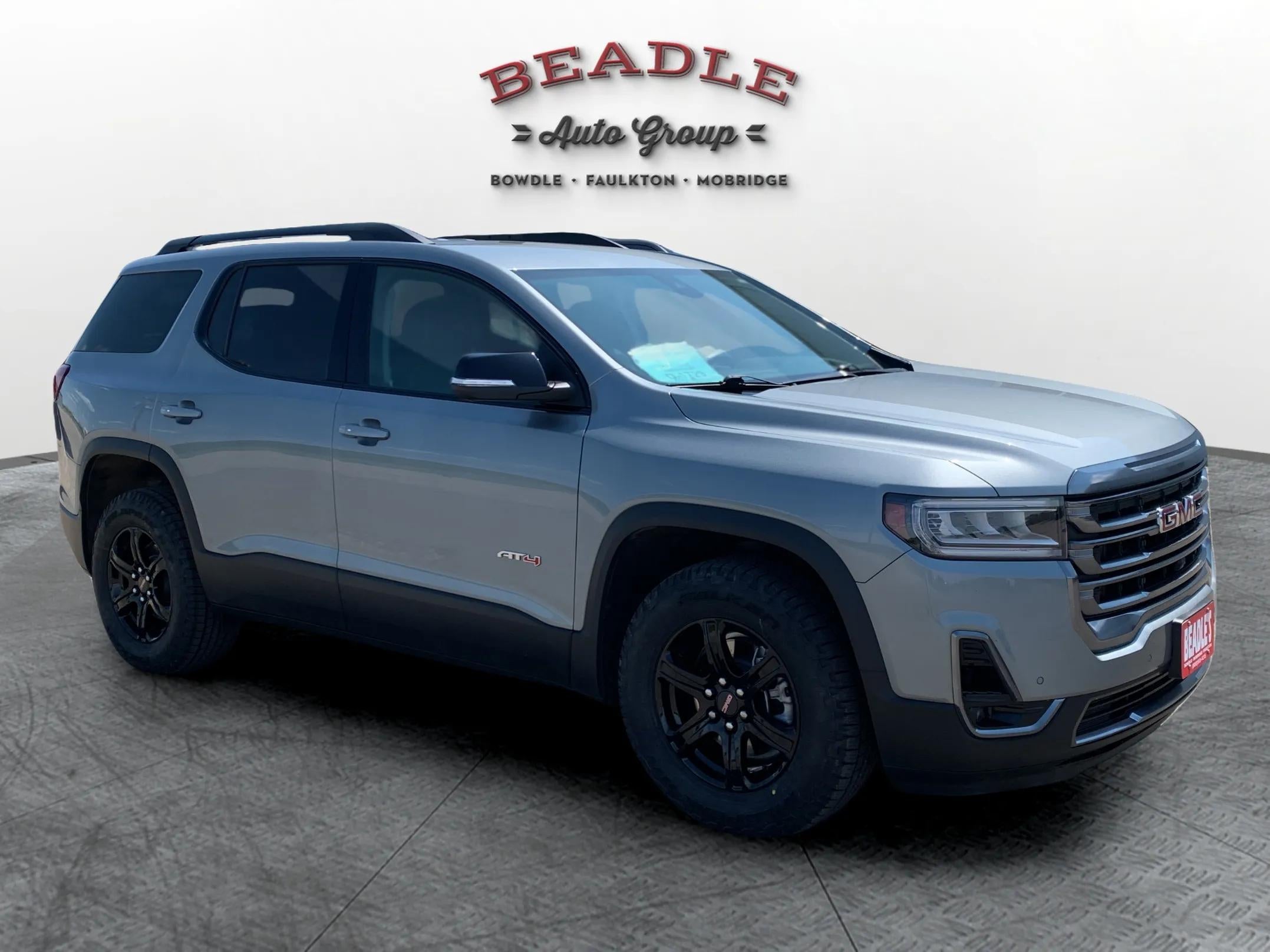 2023 GMC Acadia AT4