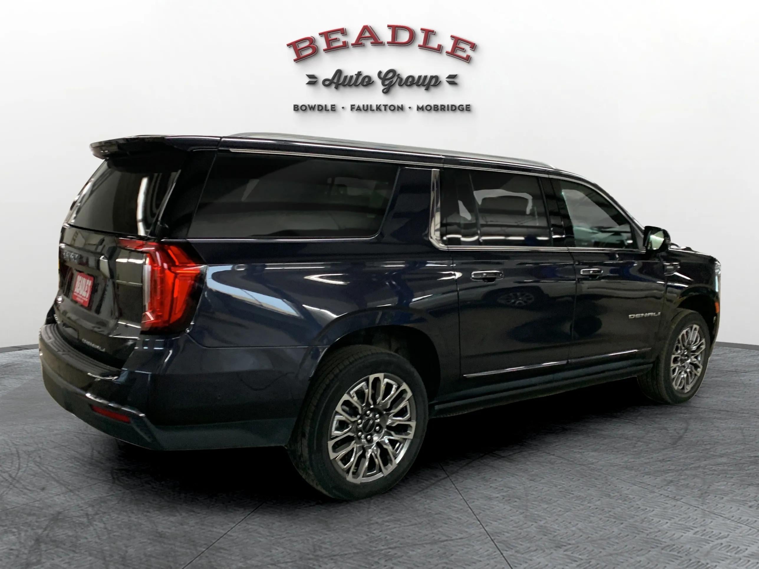 2023 GMC Yukon XL Denali Ultimate