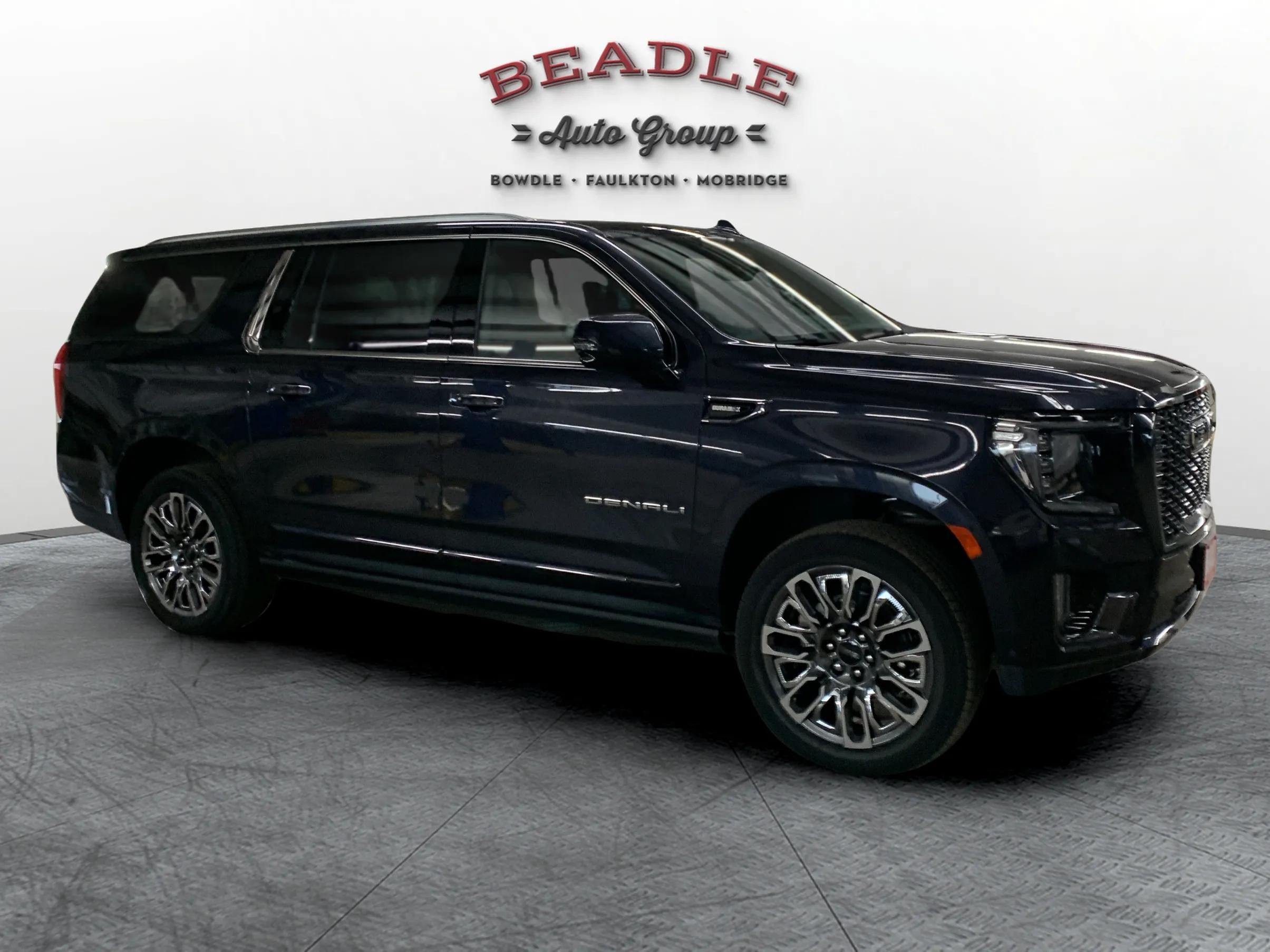 2023 GMC Yukon XL Denali Ultimate