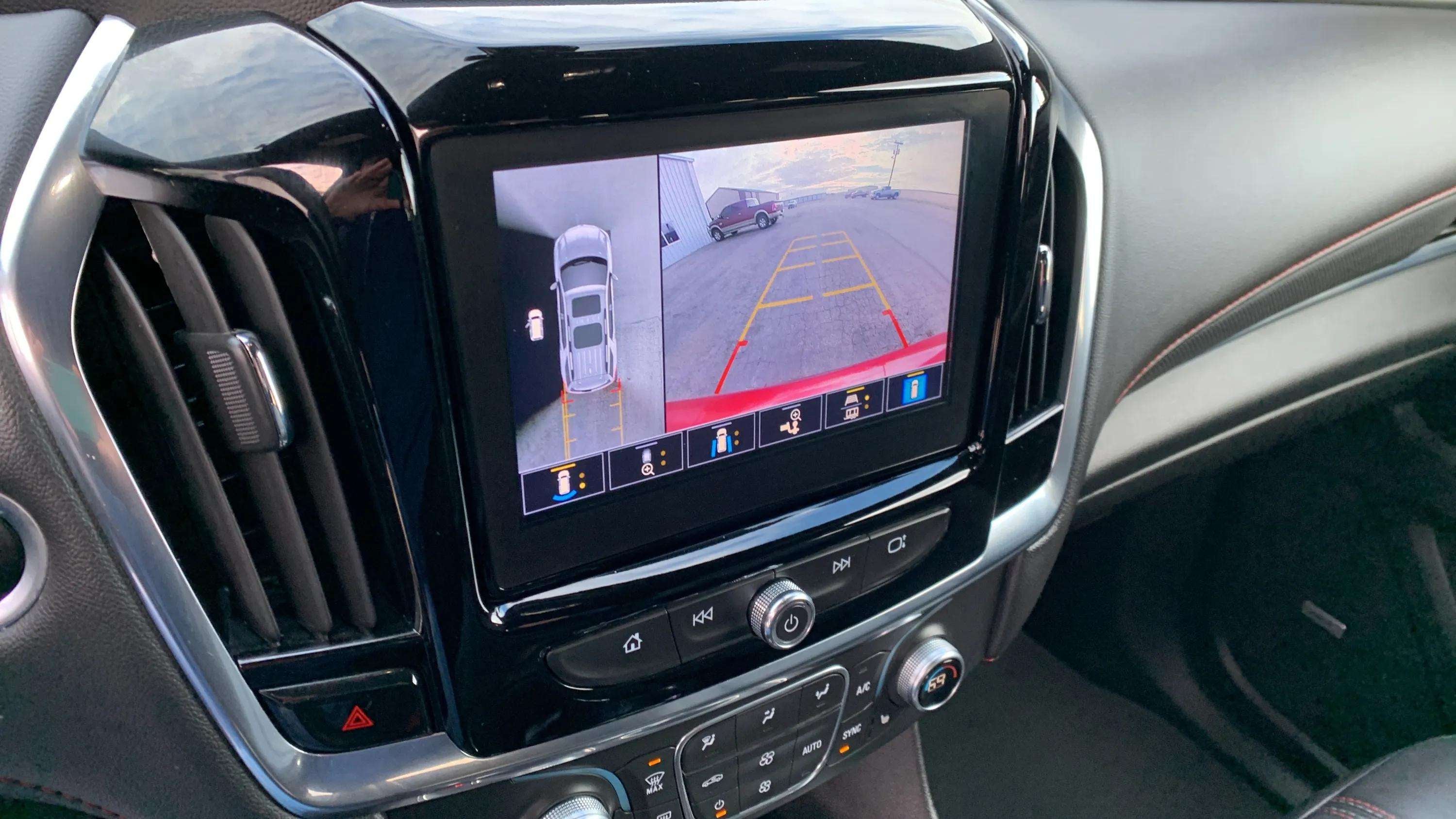 2023 Chevrolet Traverse RS