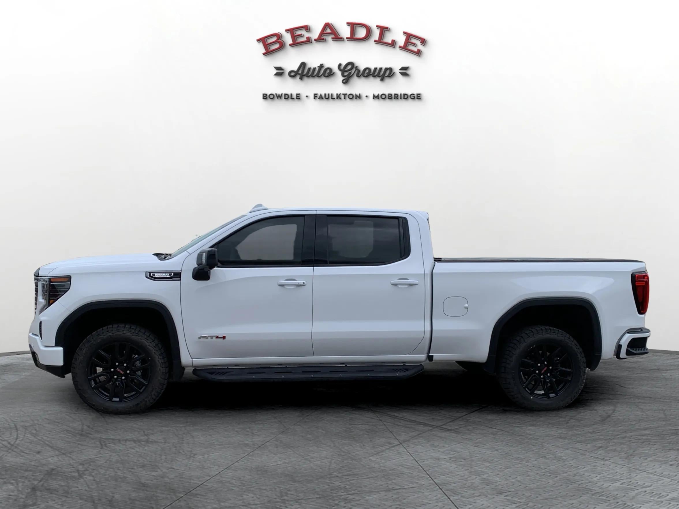 2025 GMC Sierra 1500 AT4