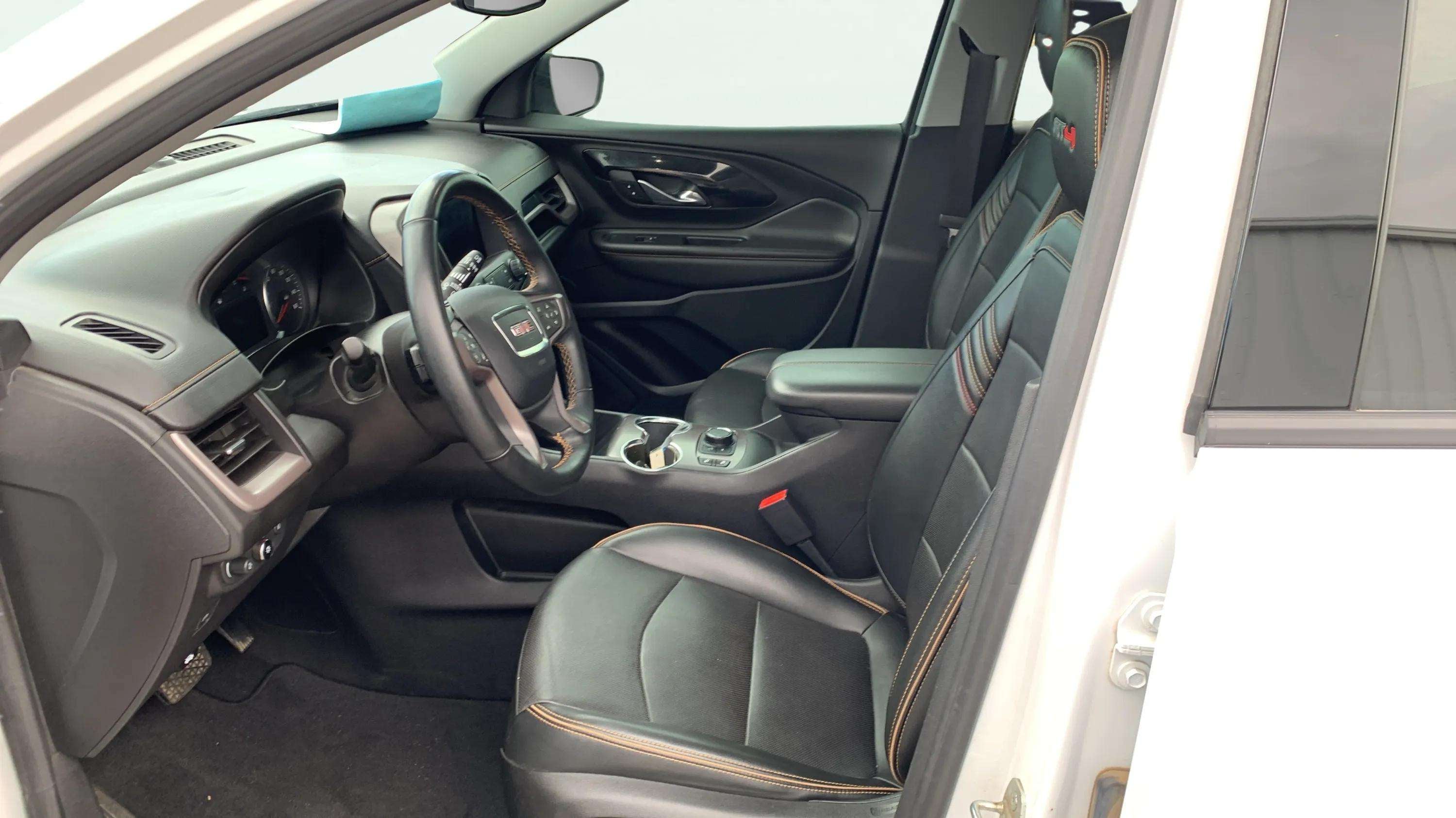 2023 GMC Terrain AT4