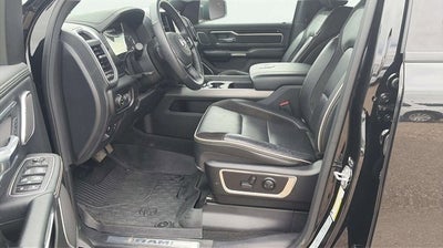 2022 RAM 1500 Laramie Crew Cab 4x4 5'7' Box