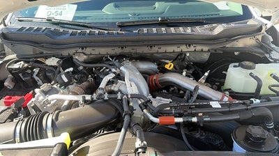 2027 Ford Super Duty F-350 SRW LARIAT