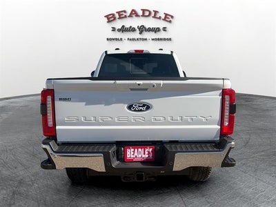 2027 Ford Super Duty F-350 SRW LARIAT