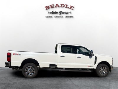 2027 Ford Super Duty F-350 SRW LARIAT