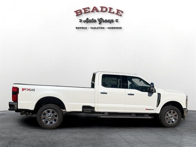 2027 Ford Super Duty F-350 SRW LARIAT