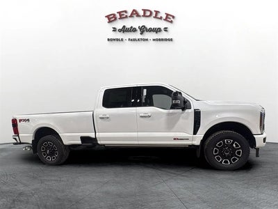 2026 Ford Super Duty F-350 SRW Platinum