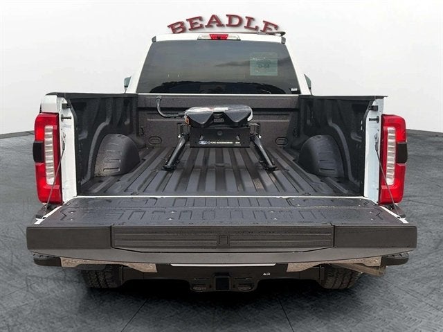 2026 Ford Super Duty F-350 SRW XLT
