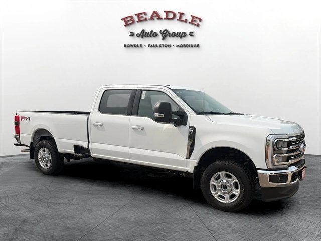 2026 Ford Super Duty F-350 SRW XLT