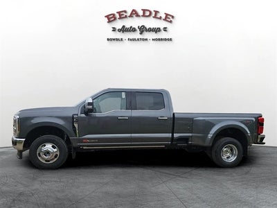2026 Ford Super Duty F-350 DRW LARIAT
