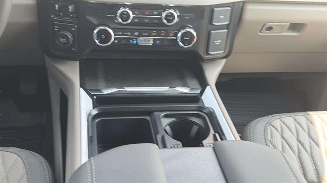 2026 Ford Super Duty F-450 DRW Platinum