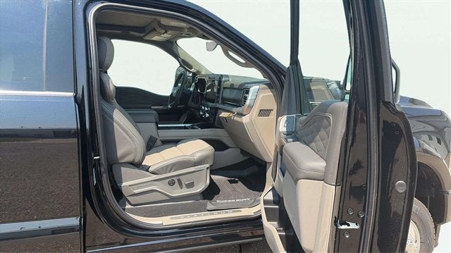 2026 Ford Super Duty F-450 DRW Platinum