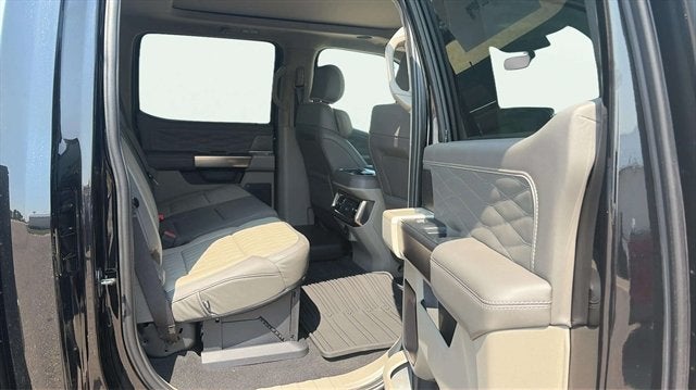 2026 Ford Super Duty F-450 DRW Platinum