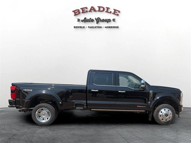 2026 Ford Super Duty F-450 DRW Platinum