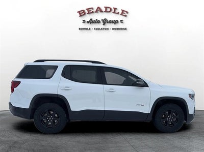 2023 GMC Acadia AWD AT4