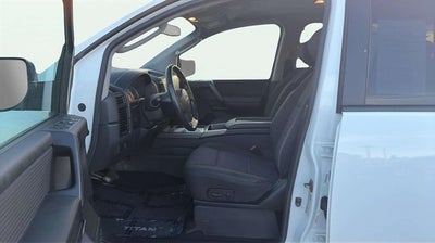 2010 Nissan Titan SE