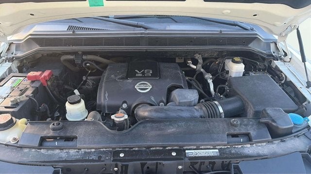 2010 Nissan Titan SE