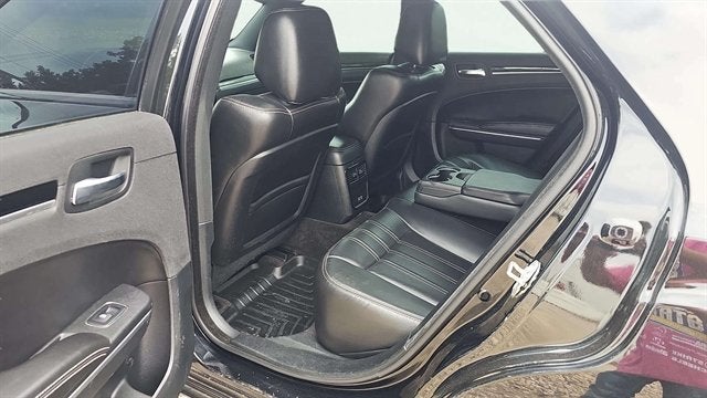 2018 Chrysler 300 S