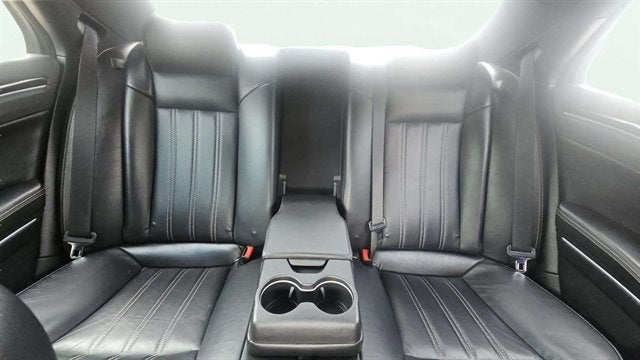 2018 Chrysler 300 S