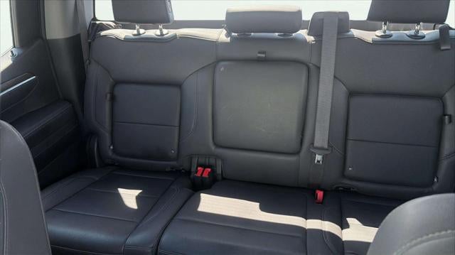 2023 GMC Sierra 1500 4WD Crew Cab Short Box SLT