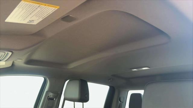 2023 GMC Sierra 1500 4WD Crew Cab Short Box SLT