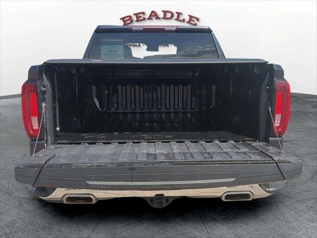 2023 GMC Sierra 1500 4WD Crew Cab Short Box SLT